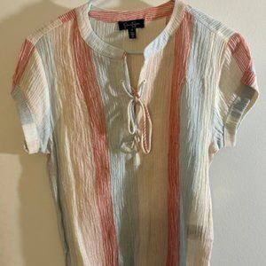 Jessica Simpson Striped pastel linen top with tie up front - Size M